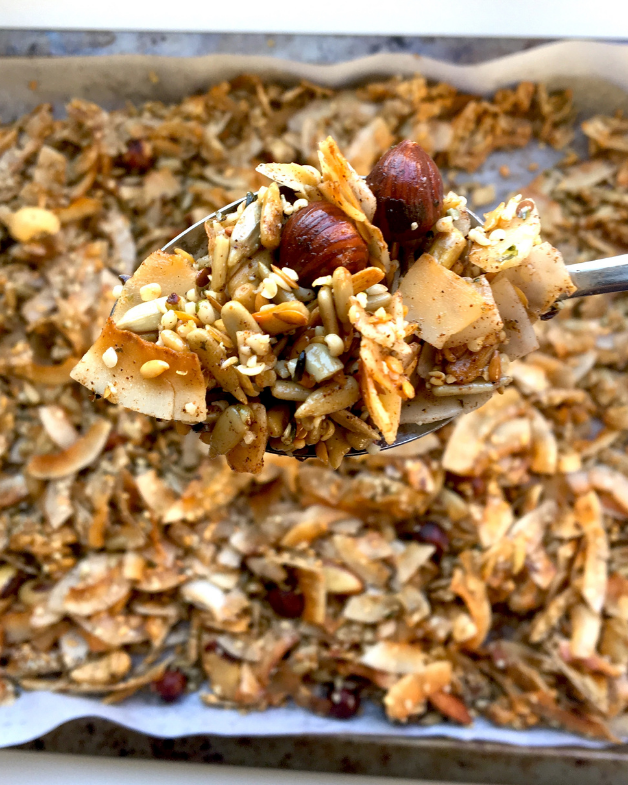 Help Your Leaky Gut Using This Crunchy Breakfast Granola Recipe
