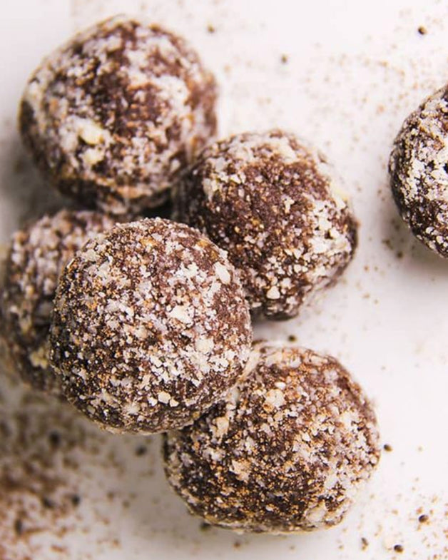 Fibre-Rich Flax & Fig Bliss Balls